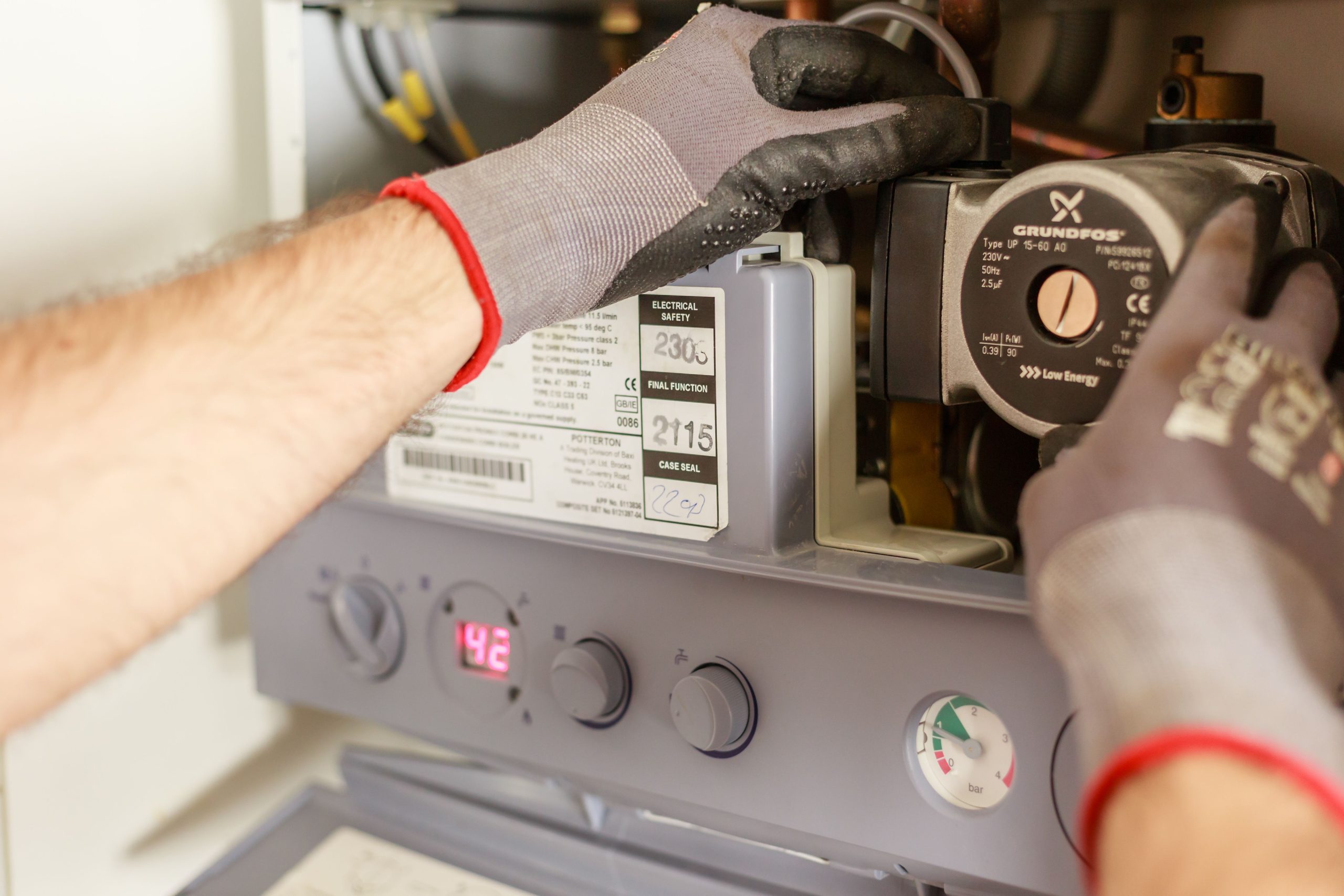 Maintenance réglage précis chaudière Frisquet